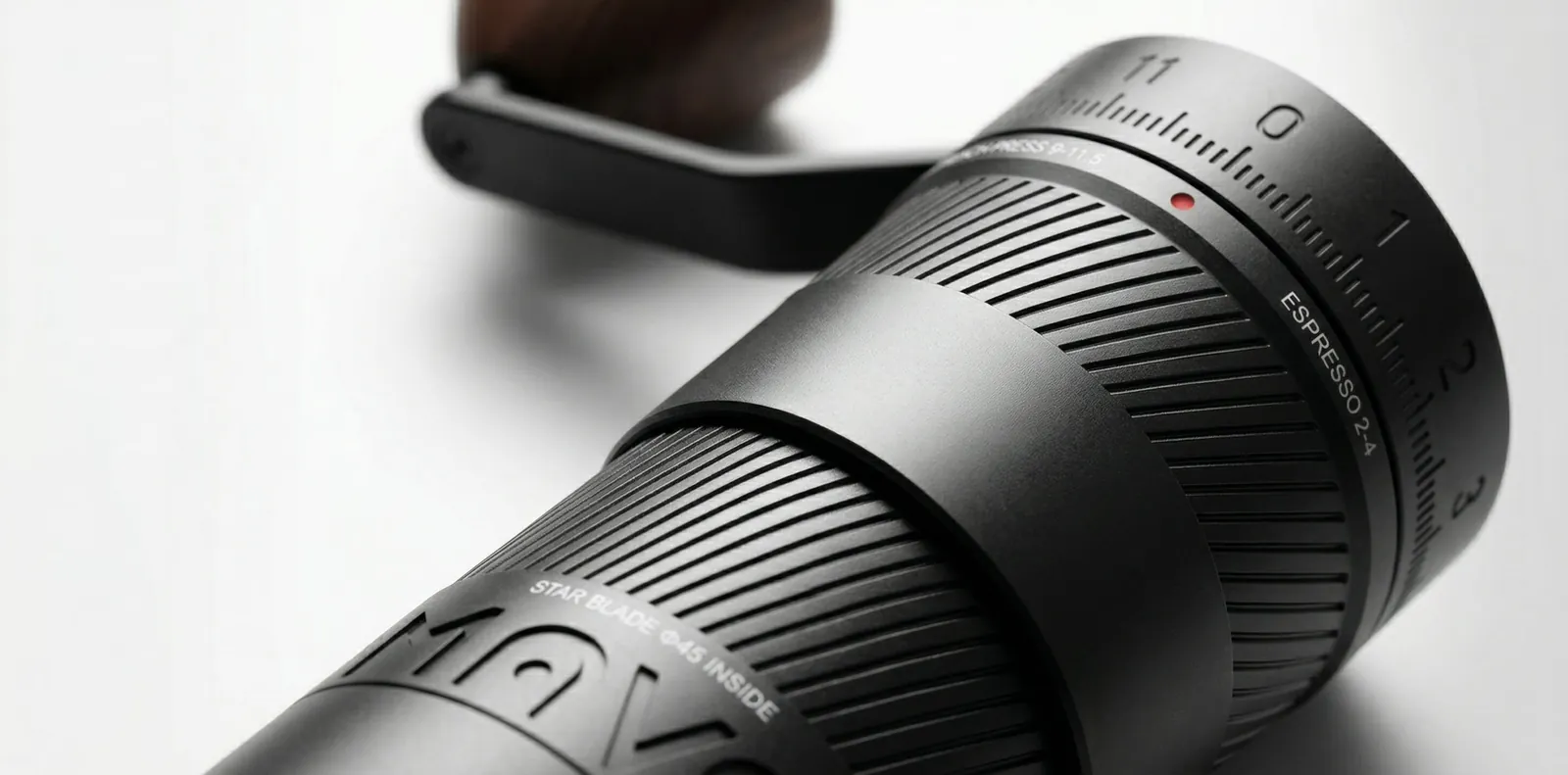 Mavo Phantox Pro stepless magnetic adjustment dial in a close-up of the setting control
